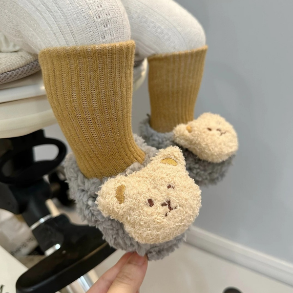 CozyToes Baby Grip Socks – Soft Non-Slip Comfort – Features | Toki Toy Box