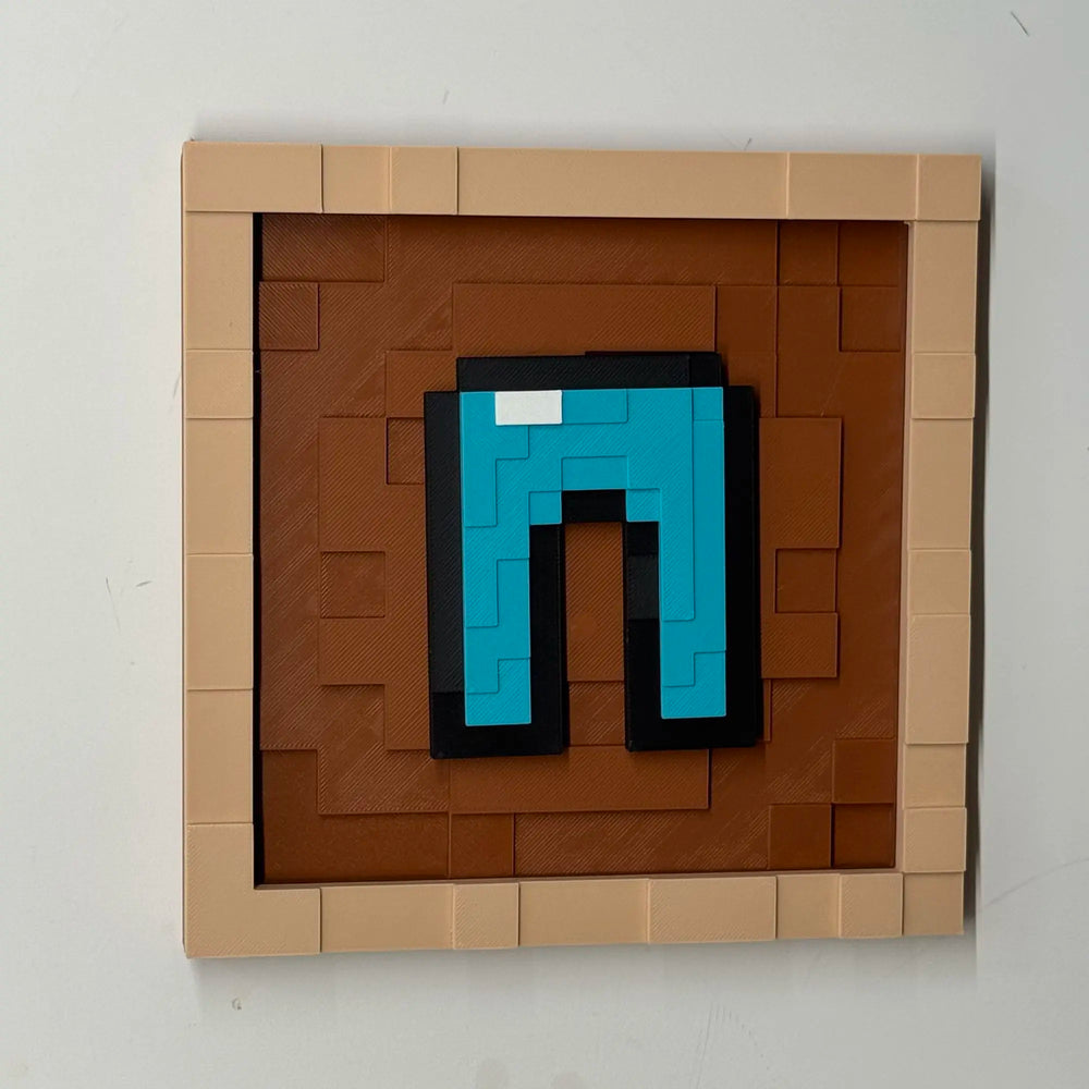 Pixel Game Item Frame – 3D Printed Display