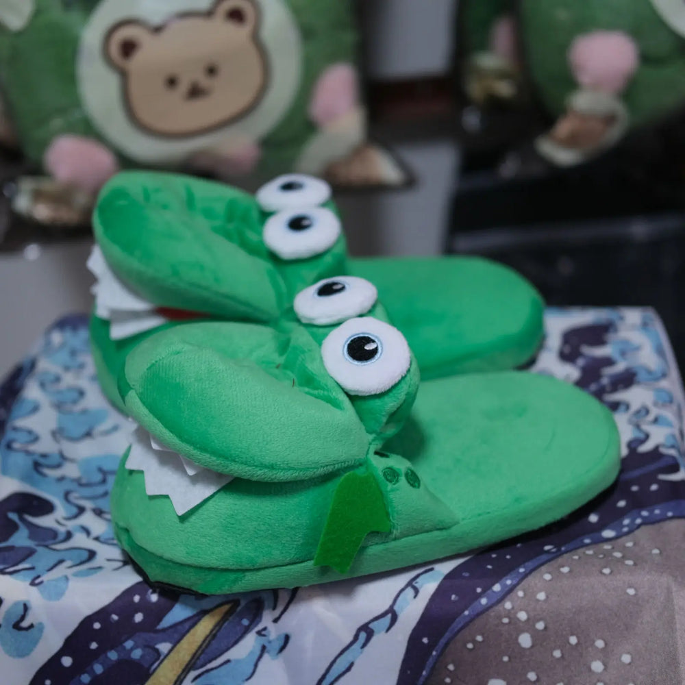 Crocodile Slippers – Funny Moving Mouth Cozy Home Shoes