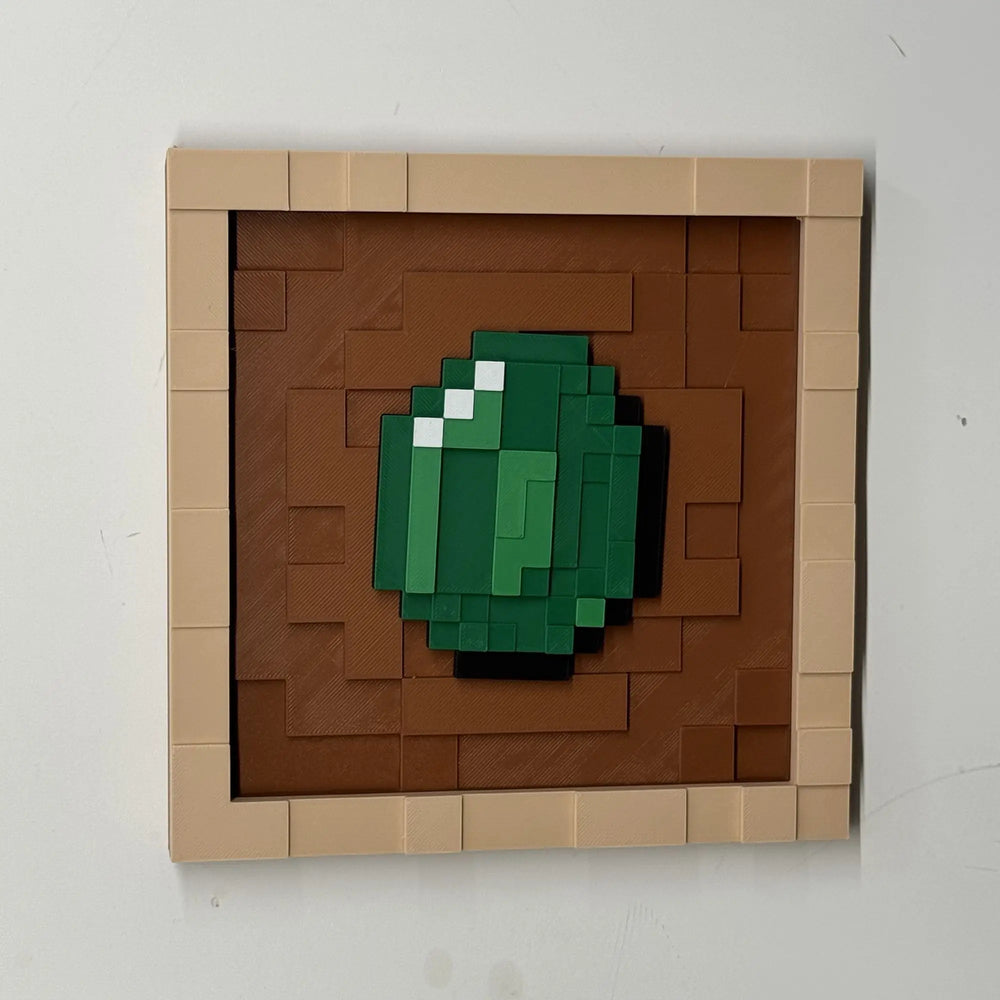 Pixel Game Item Frame – 3D Printed Display