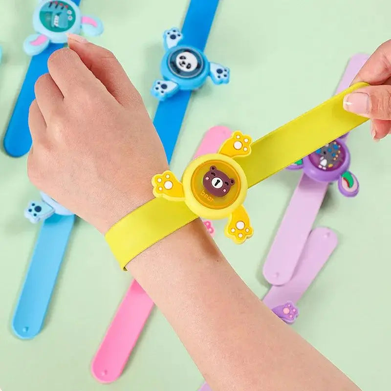 LED Spinner Wristband Toy – Light-Up Fun for Kids