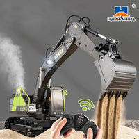 Huina 13-Channel Remote Control Alloy Excavator Toy
