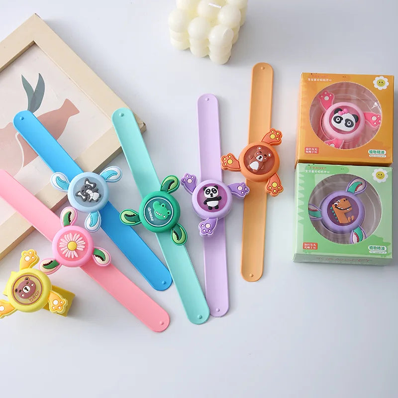 LED Spinner Wristband Toy – Light-Up Fun for Kids