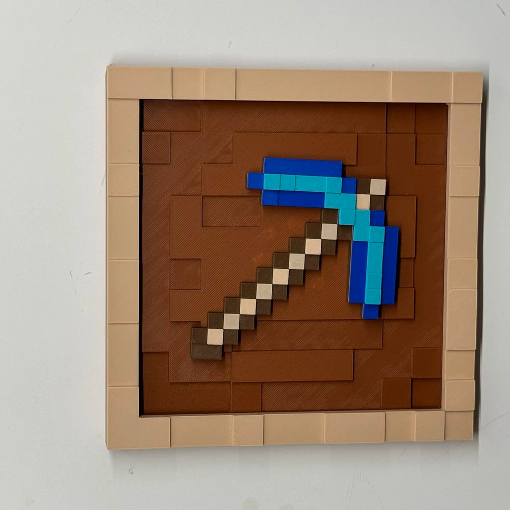 Pixel Game Item Frame – 3D Printed Display