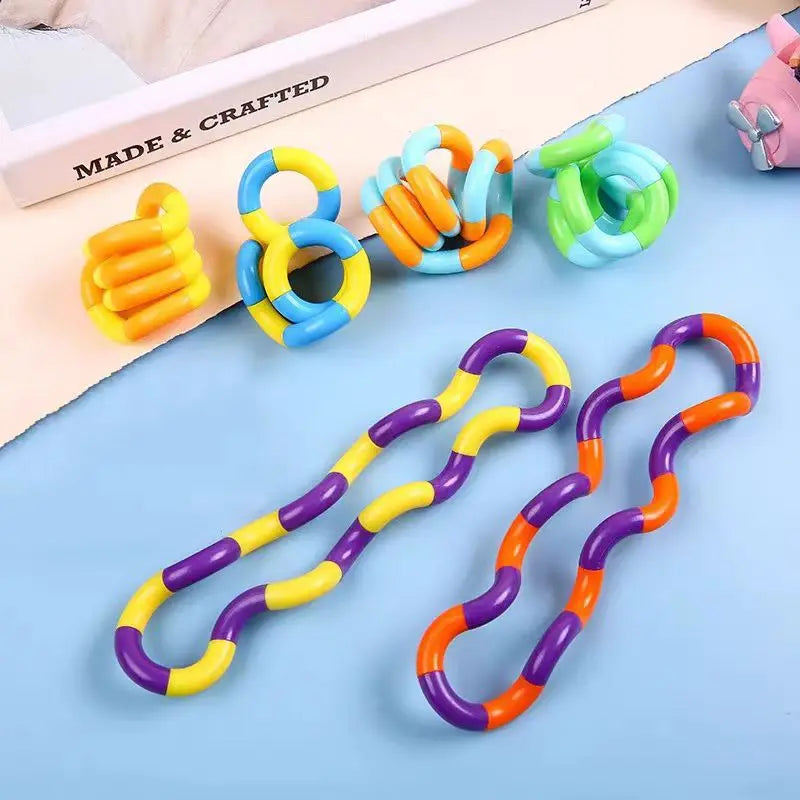 Twisty Fidget – Kid Using in Class | Toki Toy Box