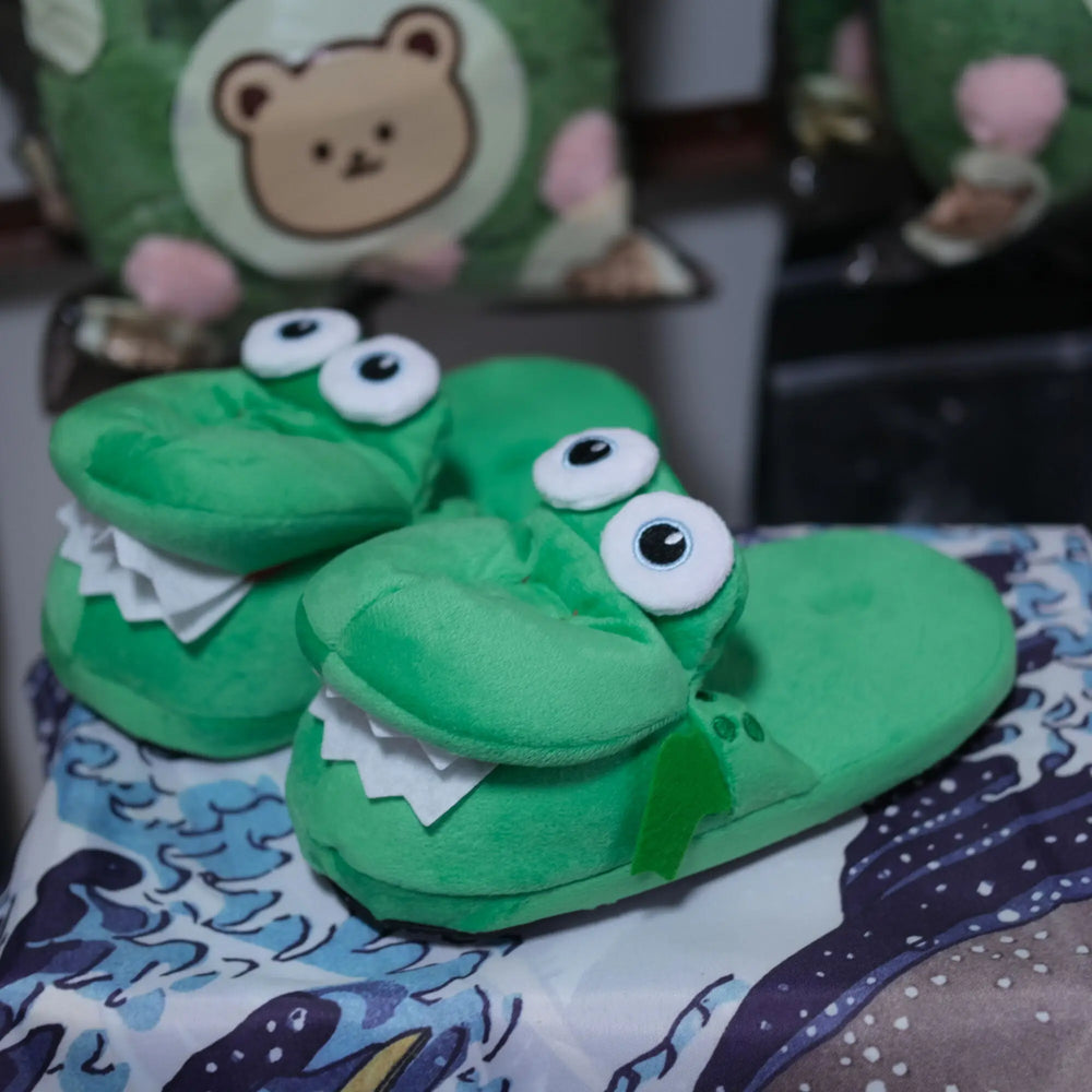 Crocodile Slippers – Funny Moving Mouth Cozy Home Shoes