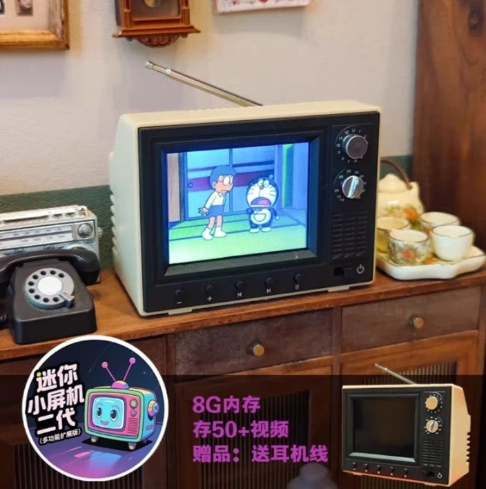 Mini TV – Wood Grain Detail | Toki Toy Box