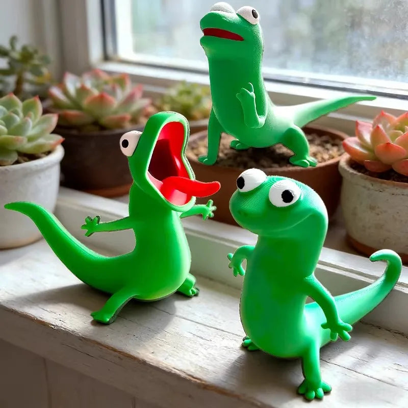 3D Printed Lizard Figurine – Articulated Desk Toy